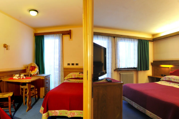 pokoĢj Family Suite 1